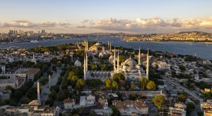 Fatih’te Gezilecek Yerler (2025): Sultanahmet, Tarihi Yarımada ve En Güzel Rotalar