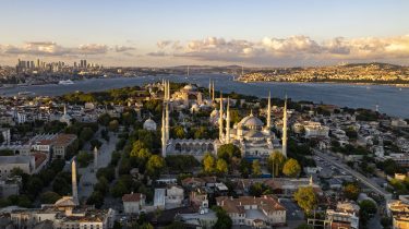 Fatih’te Gezilecek Yerler (2025): Sultanahmet, Tarihi Yarımada ve En Güzel Rotalar