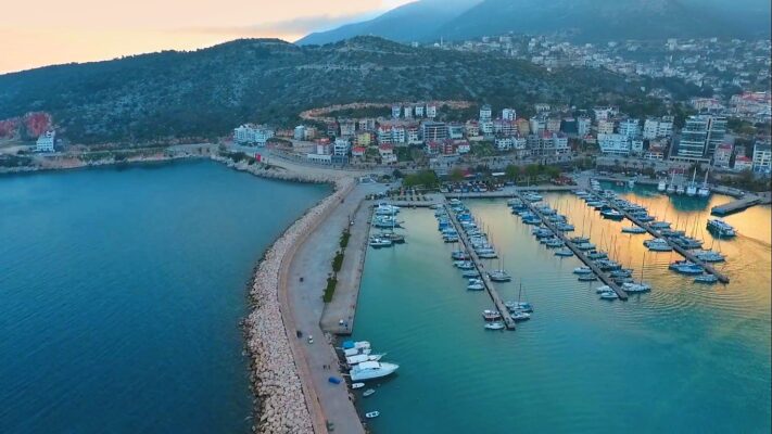 Finike Gezilecek Yerler