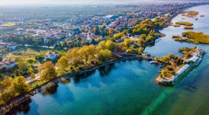 İznik’te Gezilecek Yerler (2025): Tarih, Göl Manzarası ve Antik Kent Rehberi