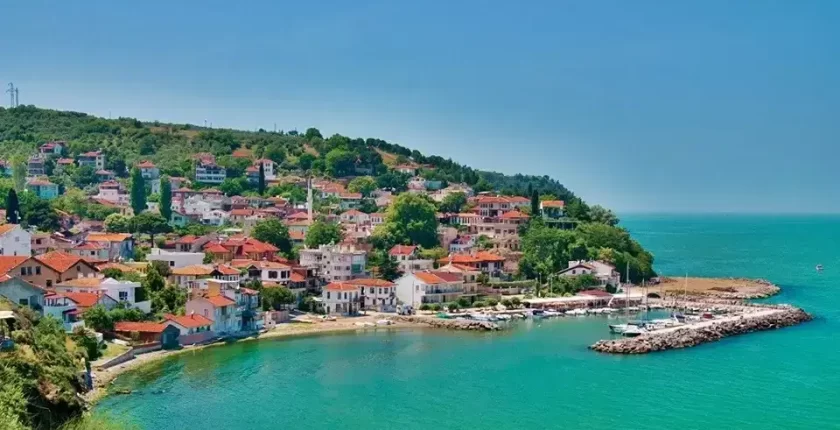 Mudanya’da Gezilecek Yerler (2025): Deniz, Tarih ve Trilye ile Keyifli Bir Sahil Rehberi