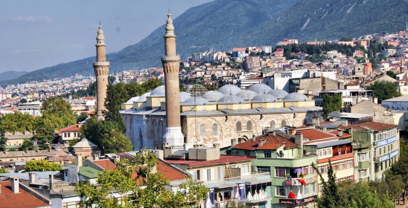 Osmangazi’de Gezilecek Yerler (2025): Bursa’nın Tarihi Merkezinde Görülmesi Gereken Yerler