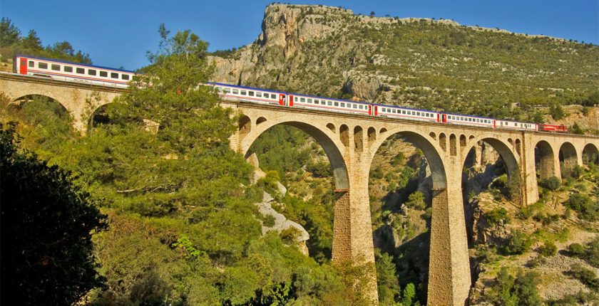 Varda Köprüsü (Alman Köprüsü) Nerede? Nasıl Gidilir? (2026 Rehberi)