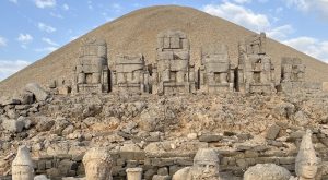 Nemrut Dağı Giriş Ücreti 2026 – Güncel Fiyatlar ve Ziyaret Rehberi