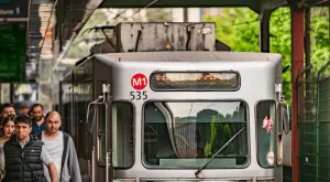 İstanbul Metro Hatları Rehberi 2026 — Tüm Hatlar, Duraklar, Sefer Saatleri ve Aktarma Noktaları