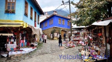 Cumalıkızık’ta Gezilecek Yerler (2026): Osmanlı Köyü, Kahvaltı ve Doğa Rehberi